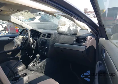 2018 Volkswagen Jetta 1.4T Se/1.4T Wolfsburg Edition from USA, damaged, VIN 3VWDB7AJ7JM228990